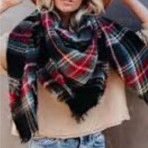 NWOT Vici total eclipse blanket scarf- never worn